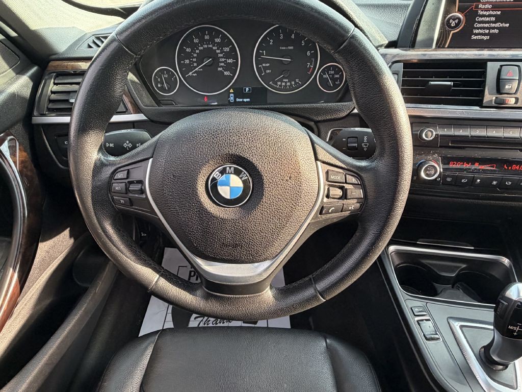 2014 BMW 3 Series Image 14