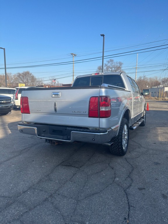 2006 Lincoln Mark LT Image 6