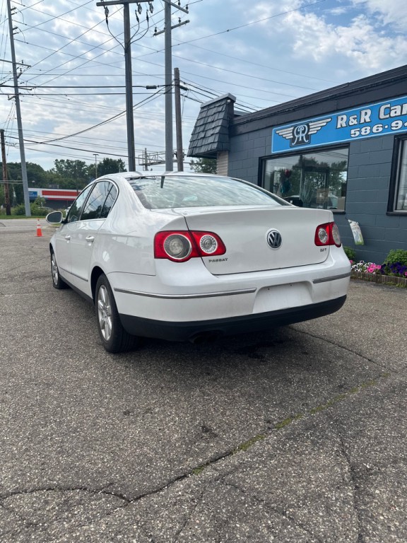 2007 Volkswagen Passat Image 4