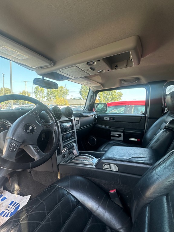 2005 HUMMER H2 Image 8