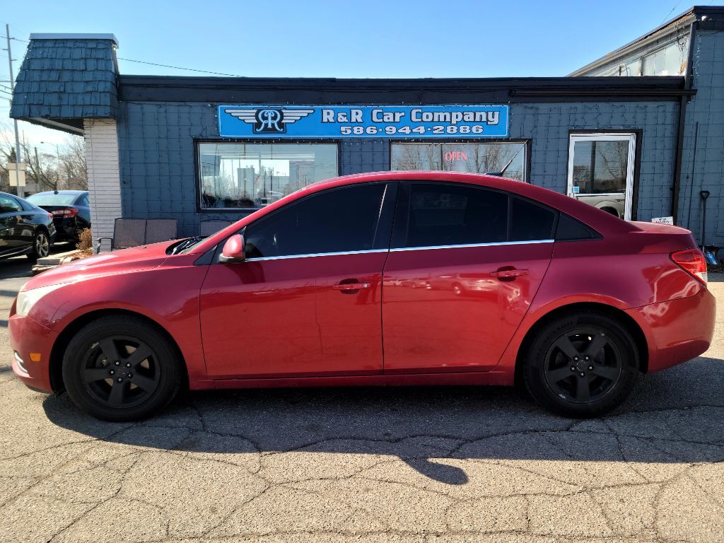 2012 Chevrolet Cruze Image 2