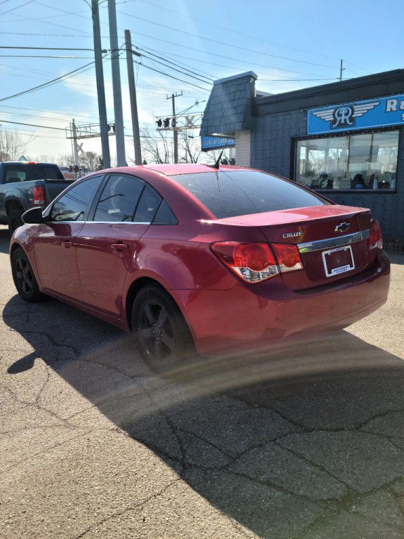 2012 Chevrolet Cruze Image 3