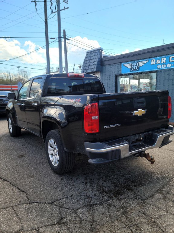 2016 Chevrolet Colorado Image 2