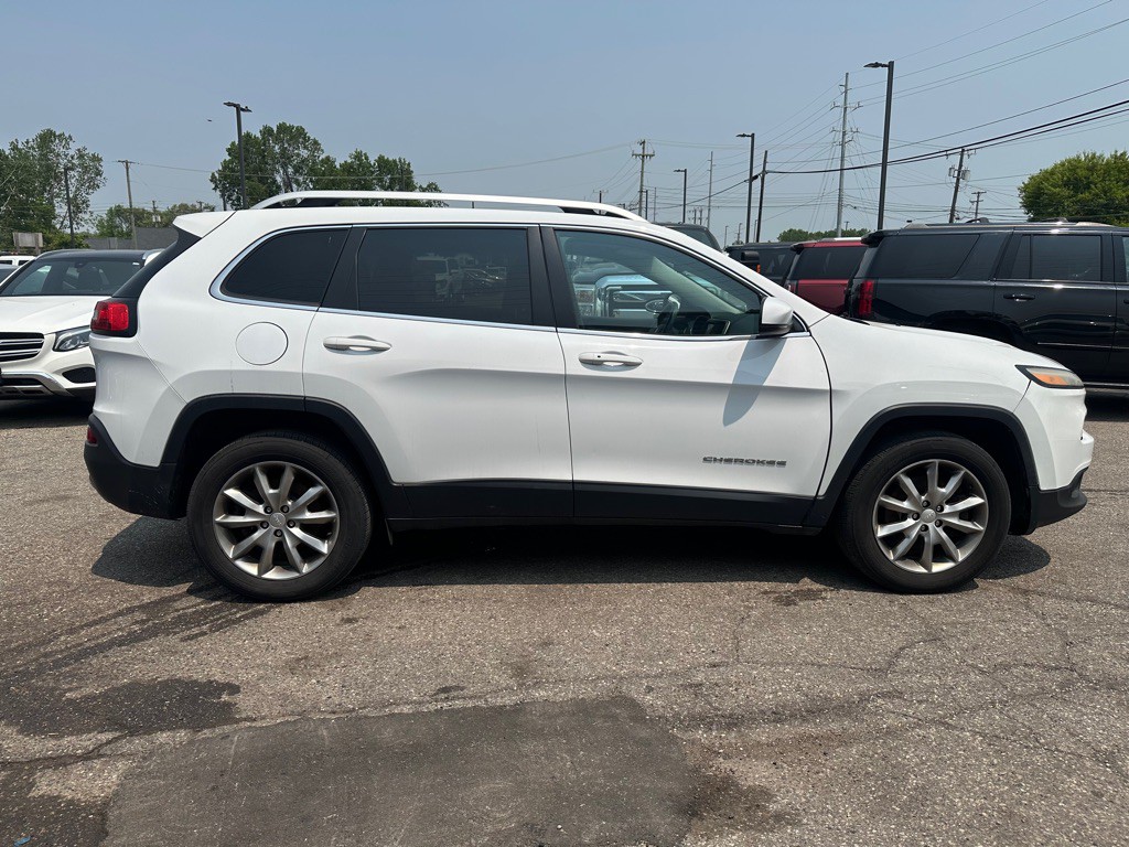 2017 Jeep Cherokee Image 6