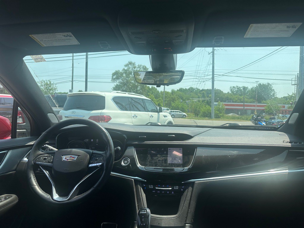 2022 Cadillac XT6 Image 11