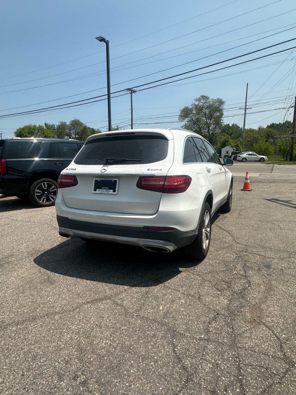 2018 Mercedes-Benz GLC-Class Image 5