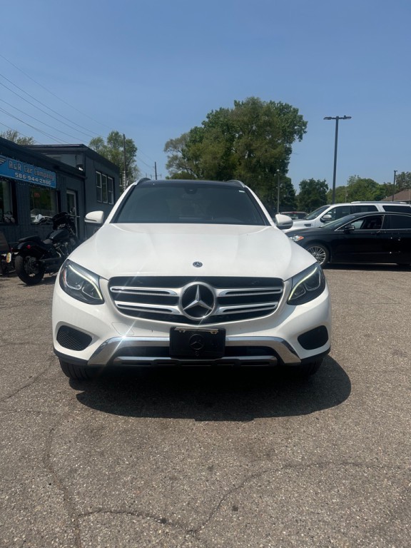 2018 Mercedes-Benz GLC-Class Image 8