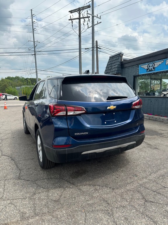 2023 Chevrolet Equinox Image 3