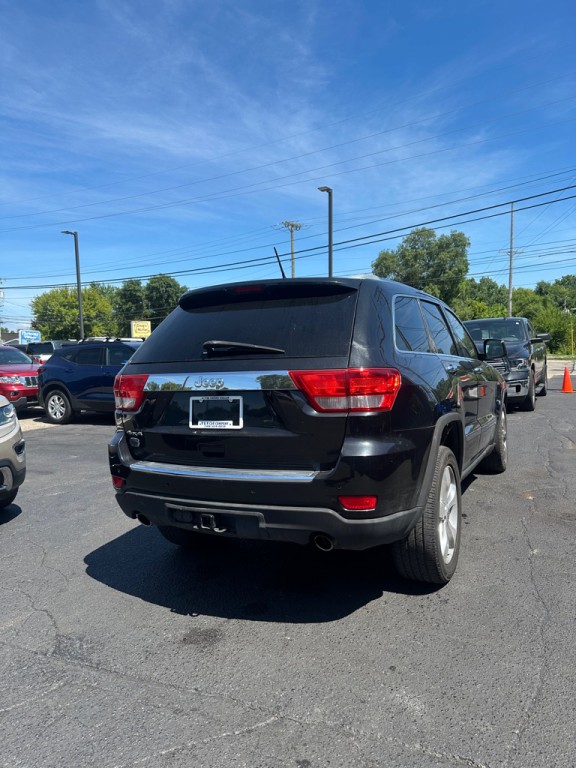 2011 Jeep Grand Cherokee Image 5