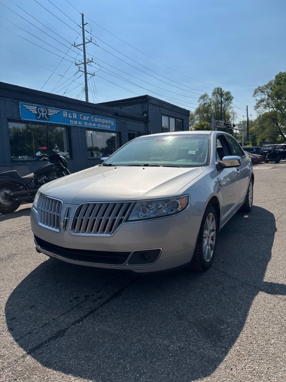 2010 Lincoln MKZ Image 1