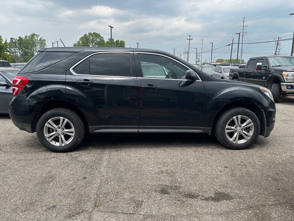 2017 Chevrolet Equinox Image 6