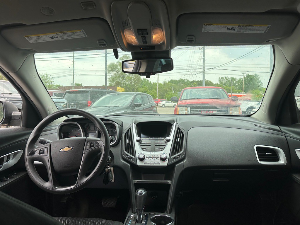 2017 Chevrolet Equinox Image 11
