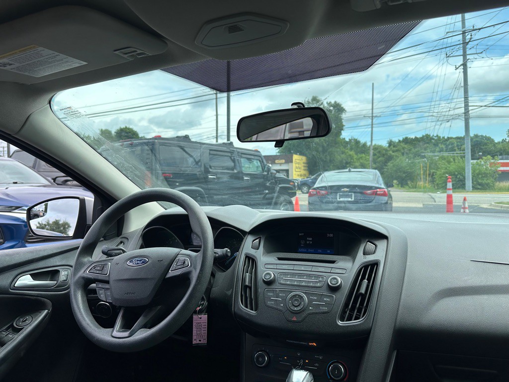 2015 Ford Focus Image 11