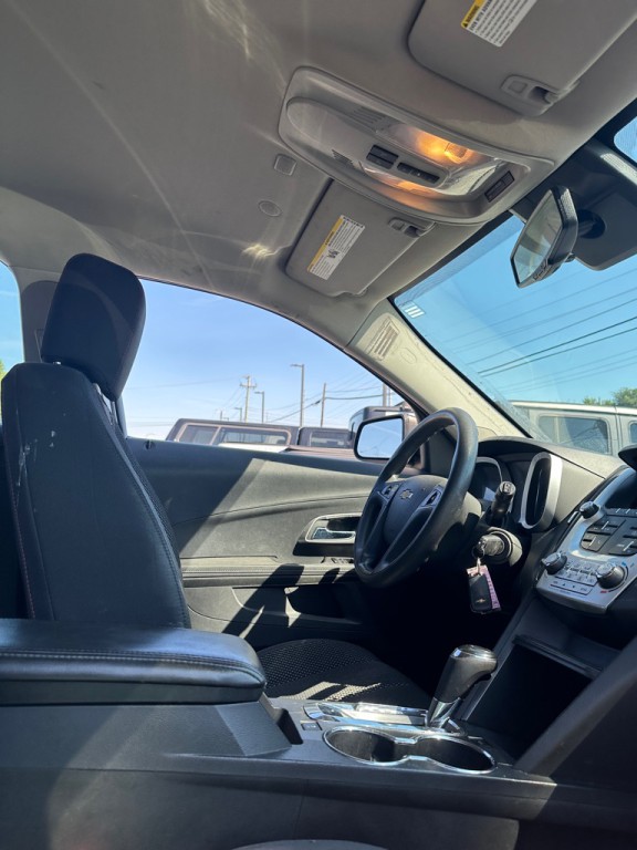 2017 Chevrolet Equinox Image 9