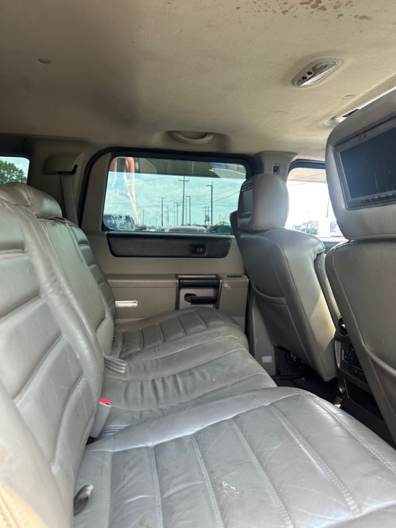 2004 HUMMER H2 Image 10