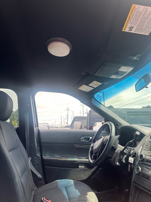 2017 Ford Explorer Image 9