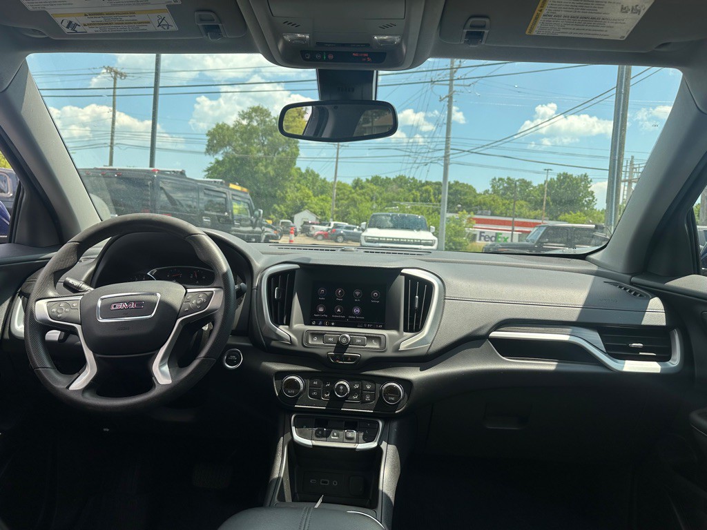 2022 GMC Terrain Image 11