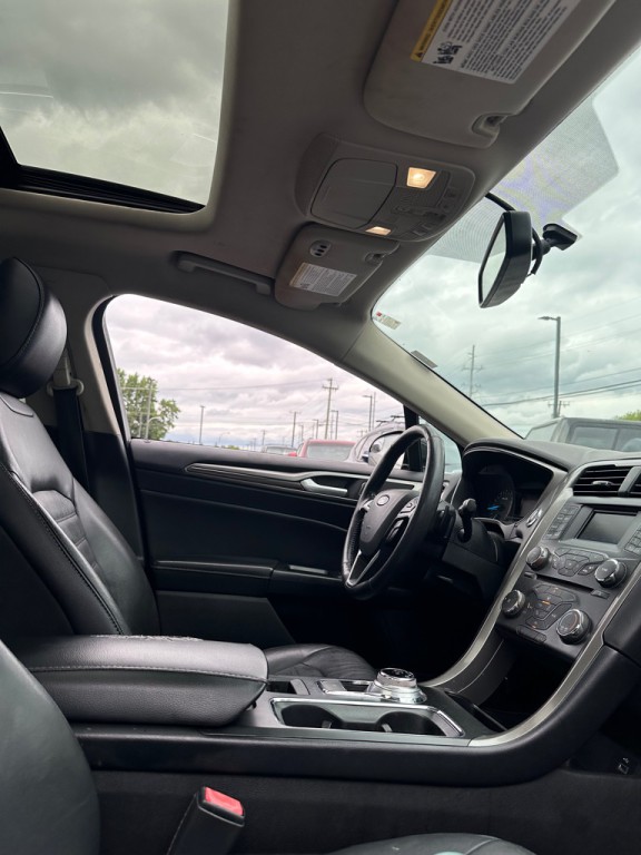 2017 Ford Fusion Image 9