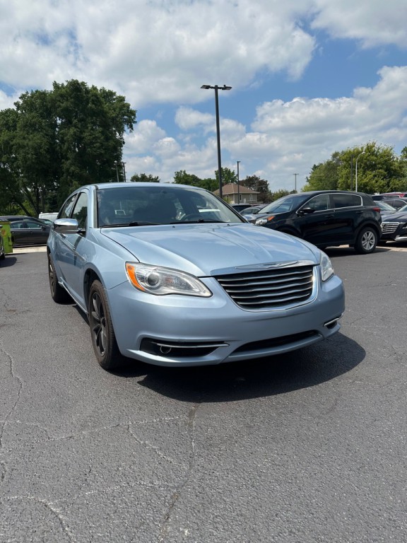 2014 Chrysler 200 Image 7