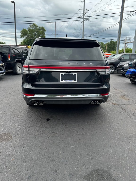 2021 Lincoln Aviator Image 4