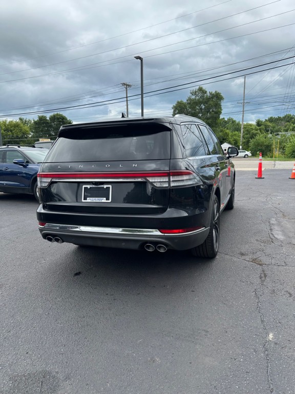 2021 Lincoln Aviator Image 5