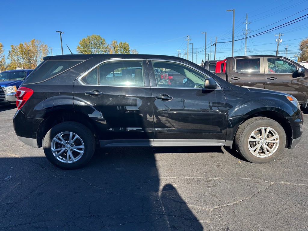 2017 Chevrolet Equinox Image 6