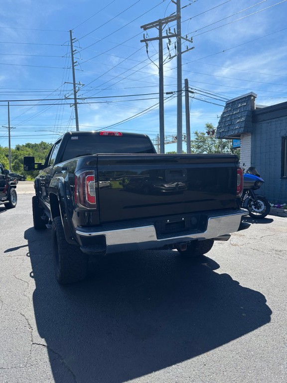 2017 GMC Sierra Image 3