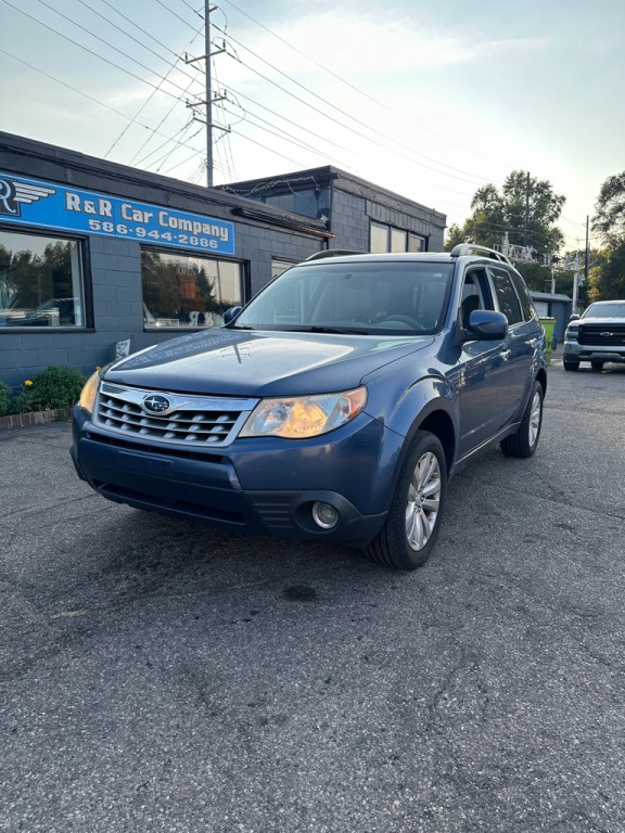 2013 Subaru Forester Image 2