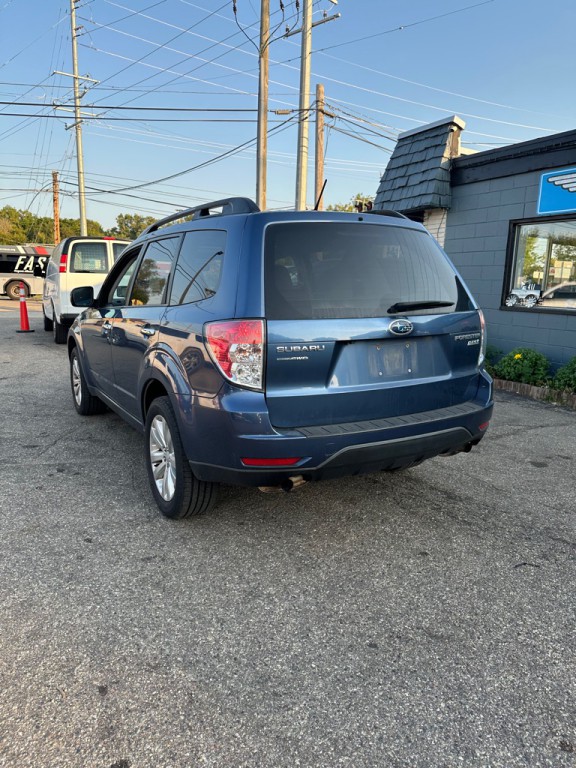 2013 Subaru Forester Image 4