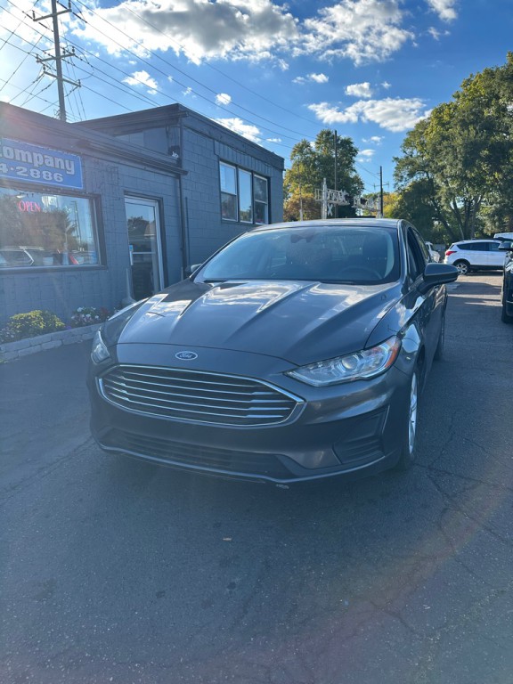 2019 Ford Fusion Image 1