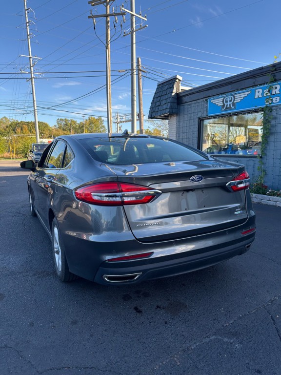 2019 Ford Fusion Image 3