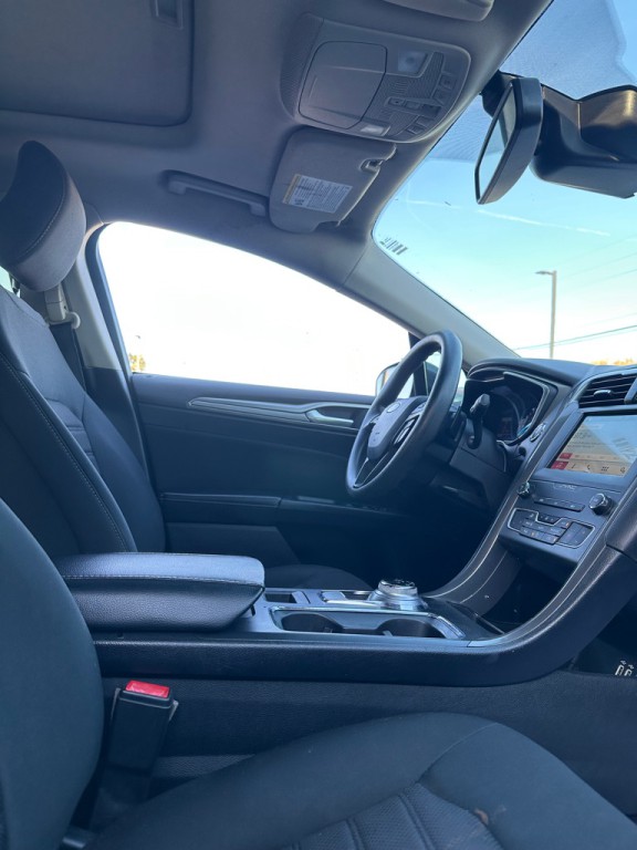 2019 Ford Fusion Image 9