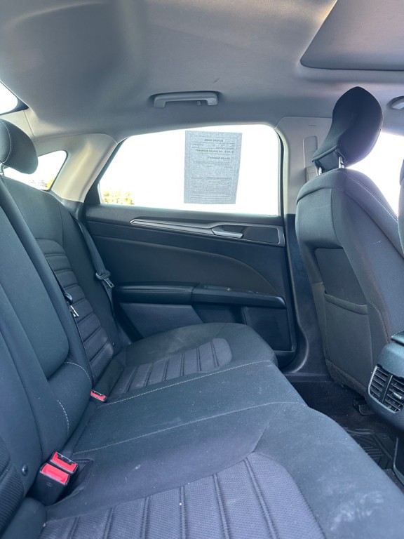 2019 Ford Fusion Image 10