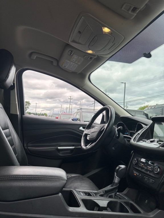 2017 Ford Escape Image 9