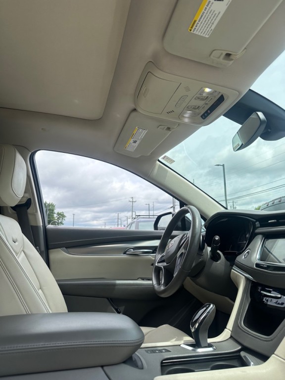 2018 Cadillac XT5 Image 9
