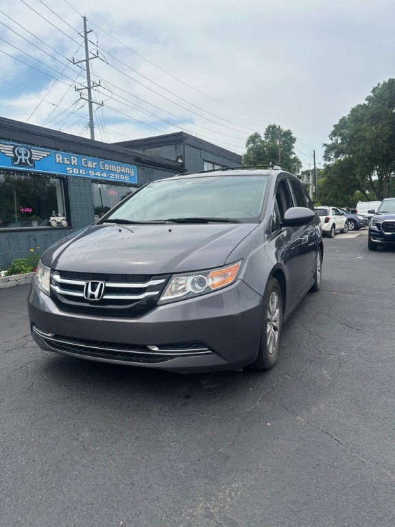2015 Honda Odyssey Image 1