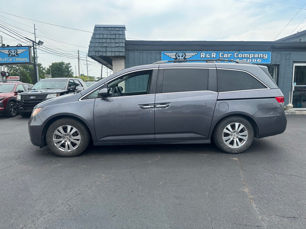 2015 Honda Odyssey Image 2