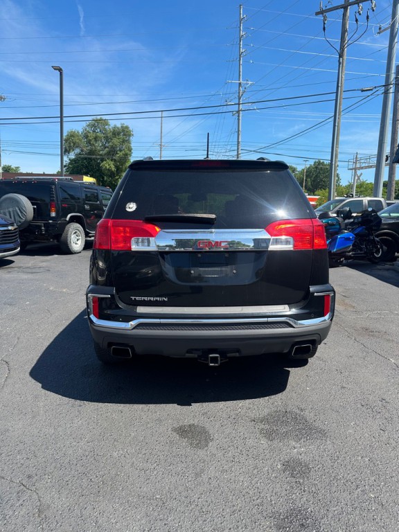 2017 GMC Terrain Image 4