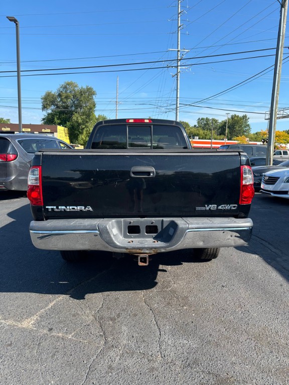 2005 Toyota Tundra Image 4