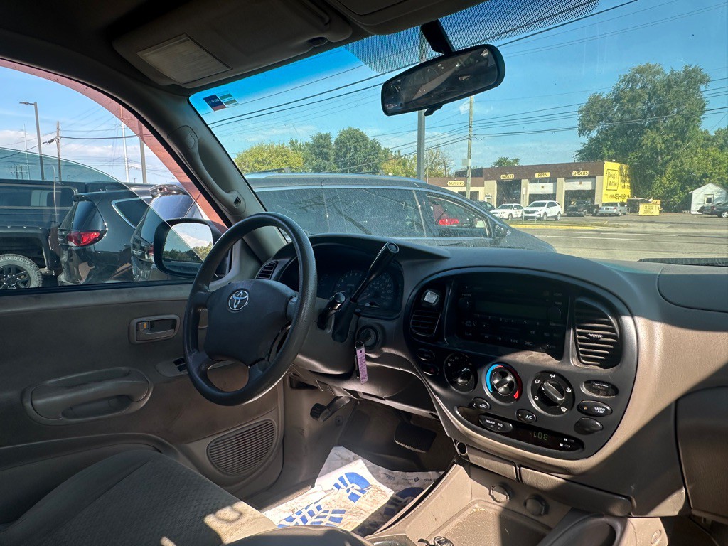 2005 Toyota Tundra Image 10