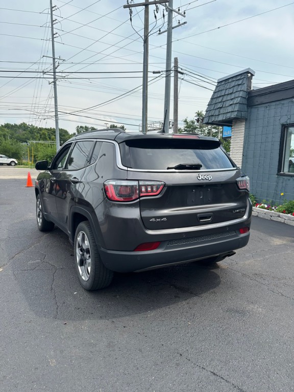 2018 Jeep Compass Image 3