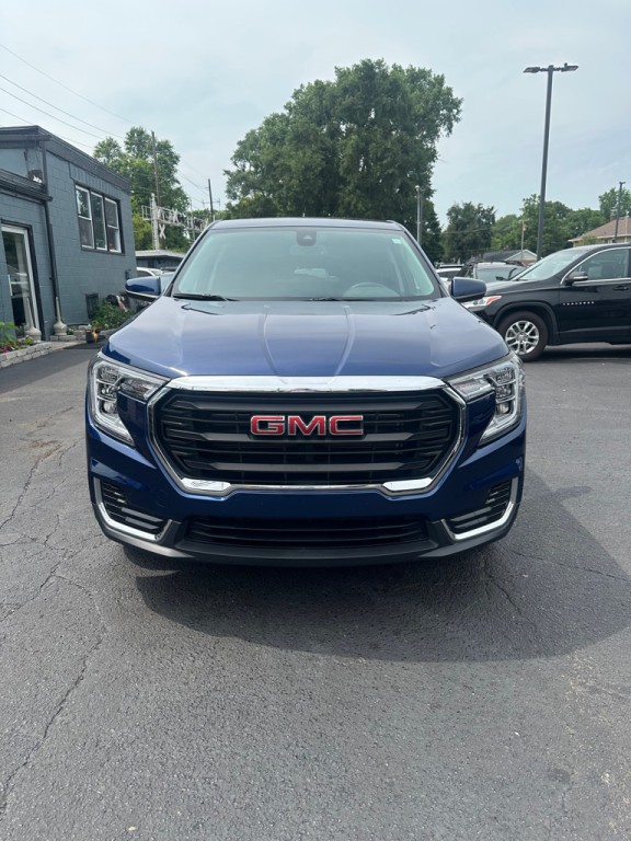 2022 GMC Terrain Image 8