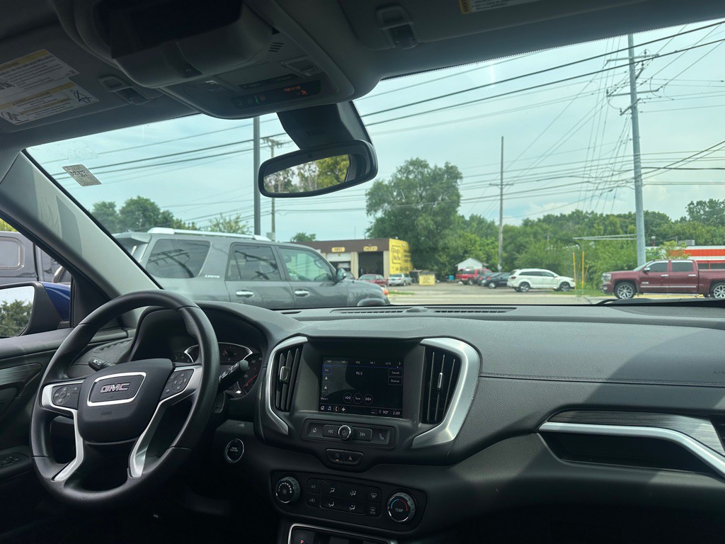 2022 GMC Terrain Image 11