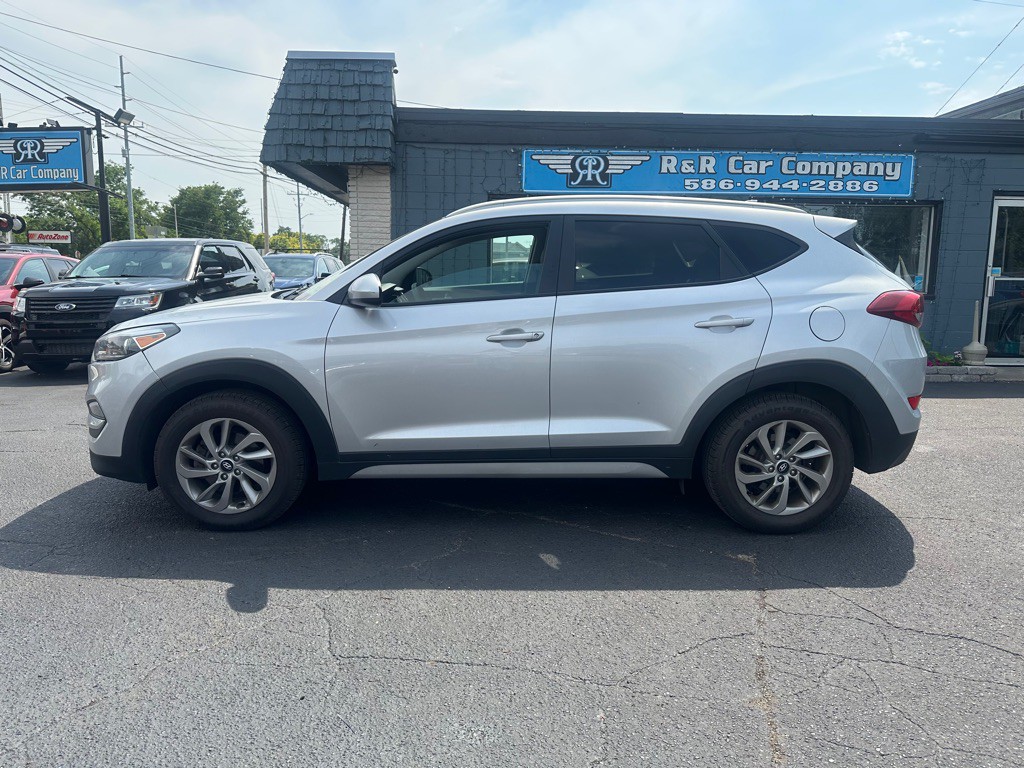 2018 Hyundai Tucson Image 2