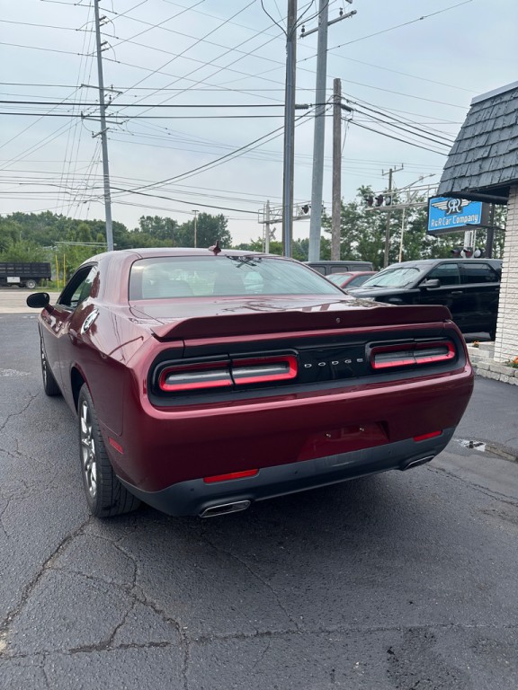 2017 Dodge Challenger Image 3