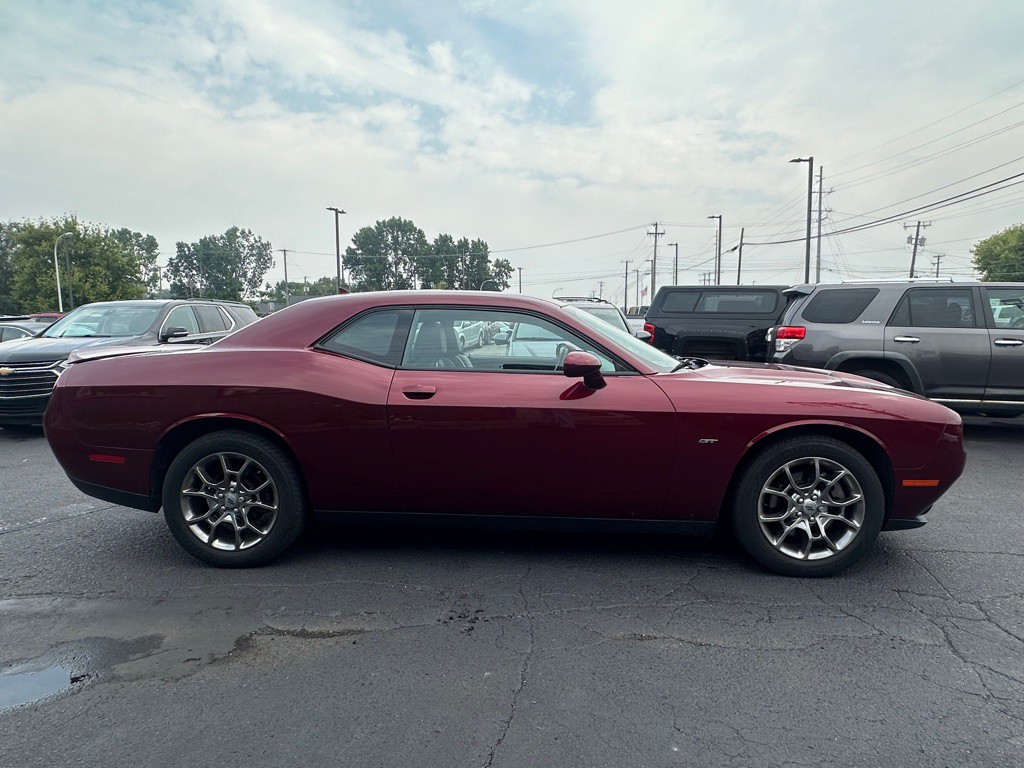 2017 Dodge Challenger Image 6