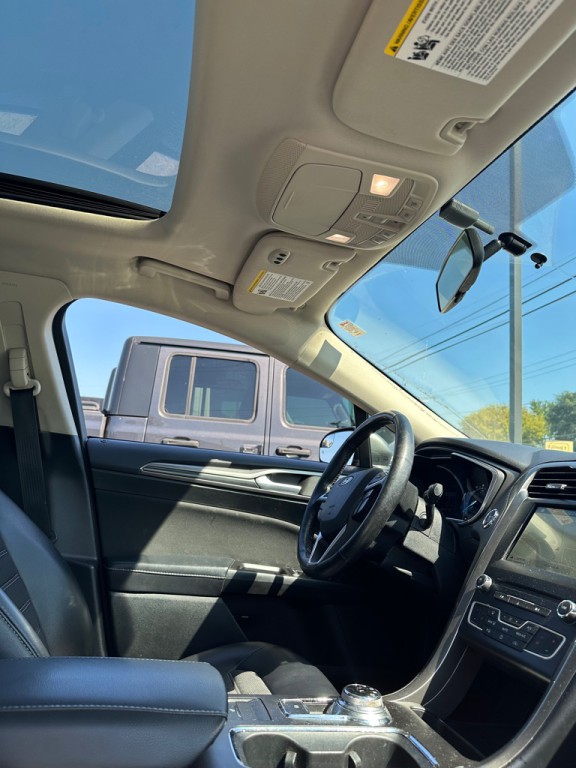 2017 Ford Fusion Image 9