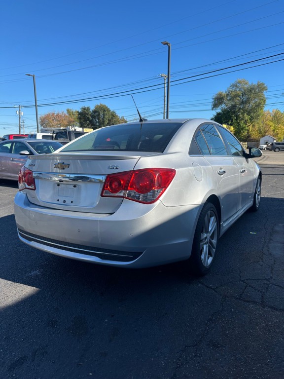 2013 Chevrolet Cruze Image 5