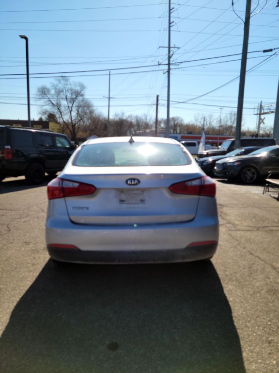 2015 Kia Forte Image 4