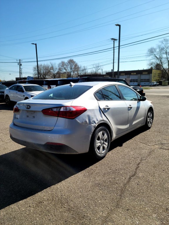 2015 Kia Forte Image 5